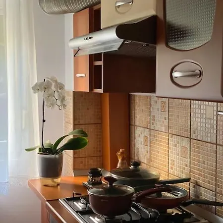 Lovely & Quiet 1-bedroom With Free Parking * Bucarest