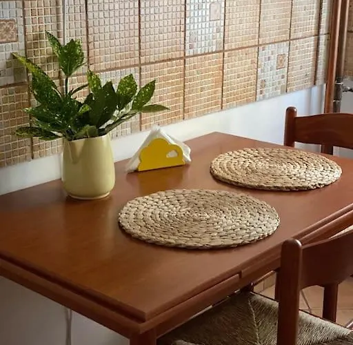 Apartment Lovely & Quiet 1-bedroom With Free Parking