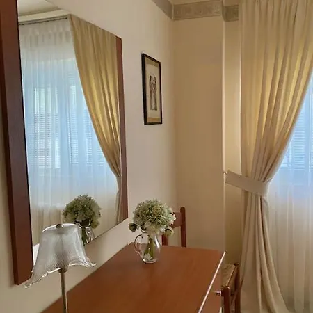 Lovely & Quiet 1-bedroom With Free Parking Bucharest