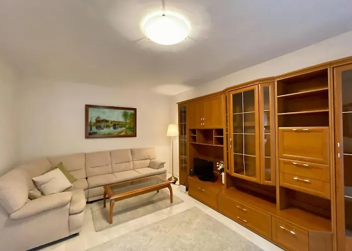 Lovely & Quiet 1-bedroom With Free Parking
